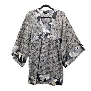 Express Shirt Womens Medium Gray Floral 100% Silk Kimono Sleeve V Neck Blouse